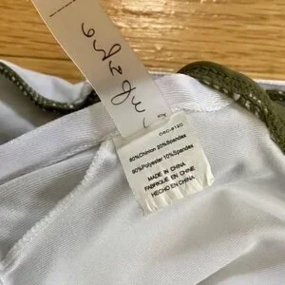 Cupshe Olive Green Lace Trimmed Plunge V-Neck One-Piece Swimsuit Size S - Picture 6 of 12